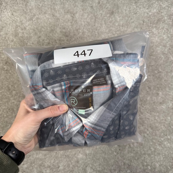 Roper Women's M Plaid Pearl Snap Western Rodeo Shirt Gray - Picture 10 of 10